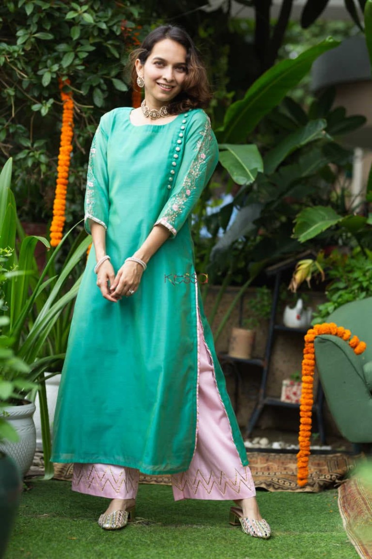 Buy Stunning WS892 Anaya Chanderi Straight Kurta Online | Kessa