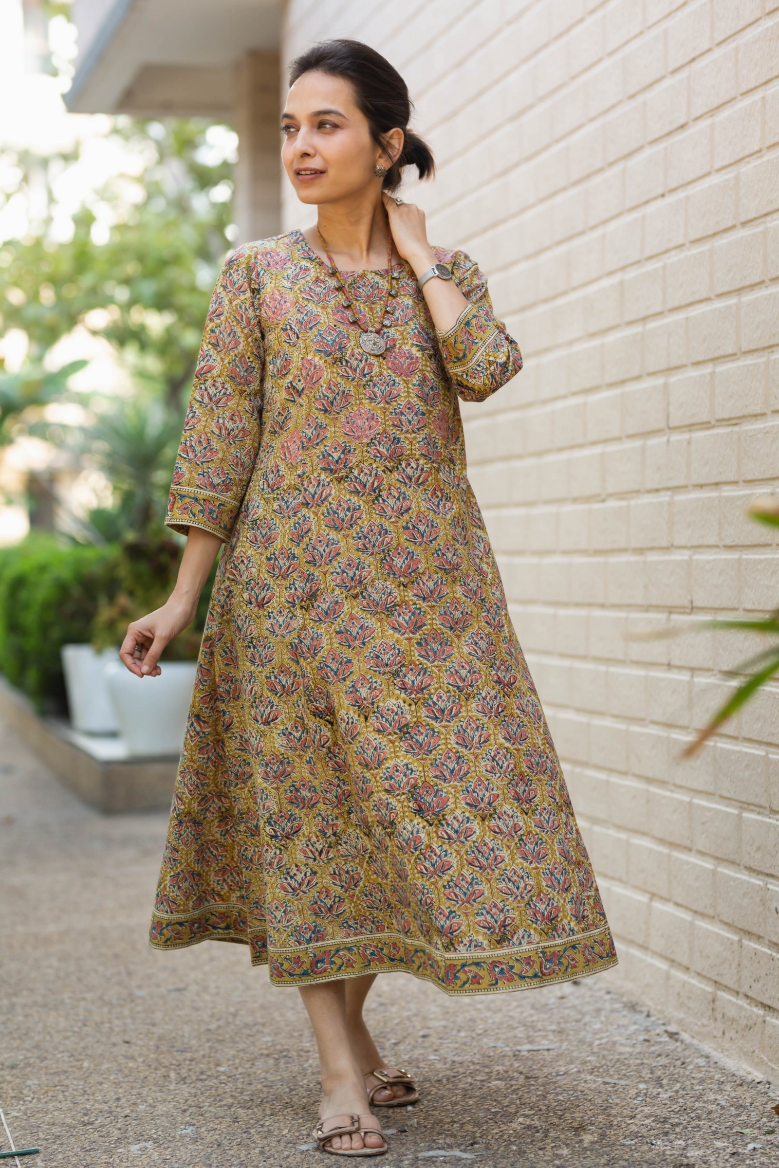 https://www.kessa.com/wp-content/uploads/2023/04/kessa-ws1000-nitya-kalmkari-a-line-dress-featured-hd.jpg