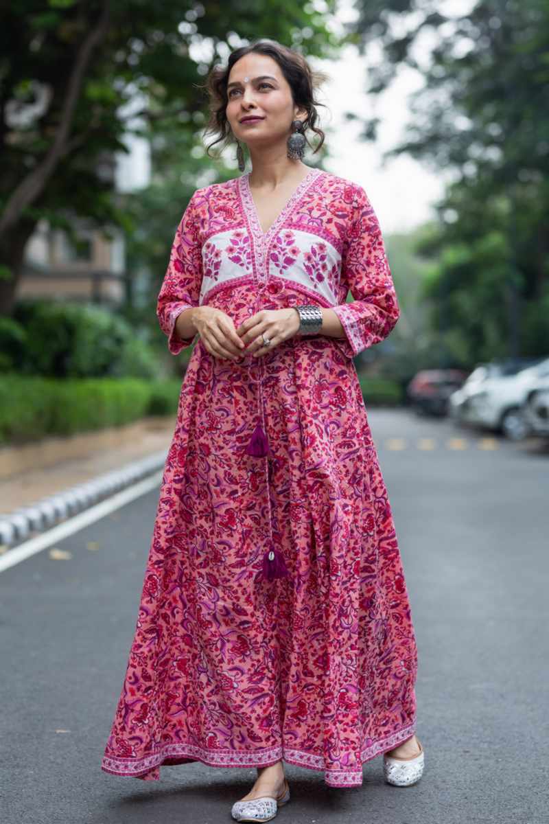 Buy Magnificent WSR420 Giynna Cotton Handblock Dress Online | Kessa