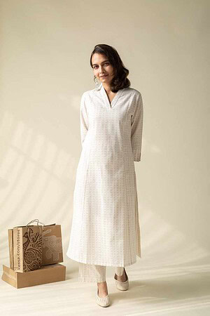 Image for Kessa Ne135 Khevna Handloom Cotton Kurta Pant Set Featured